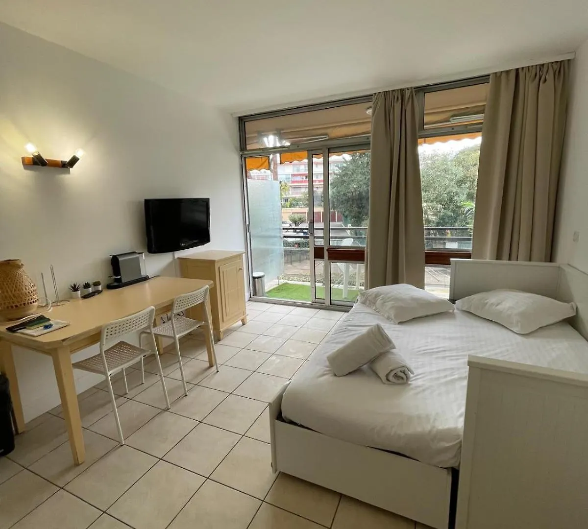 Daire 06U - Beautiful Studio In Residence - Swimming Pool And Tennis Court Saint-Laurent-du-Var